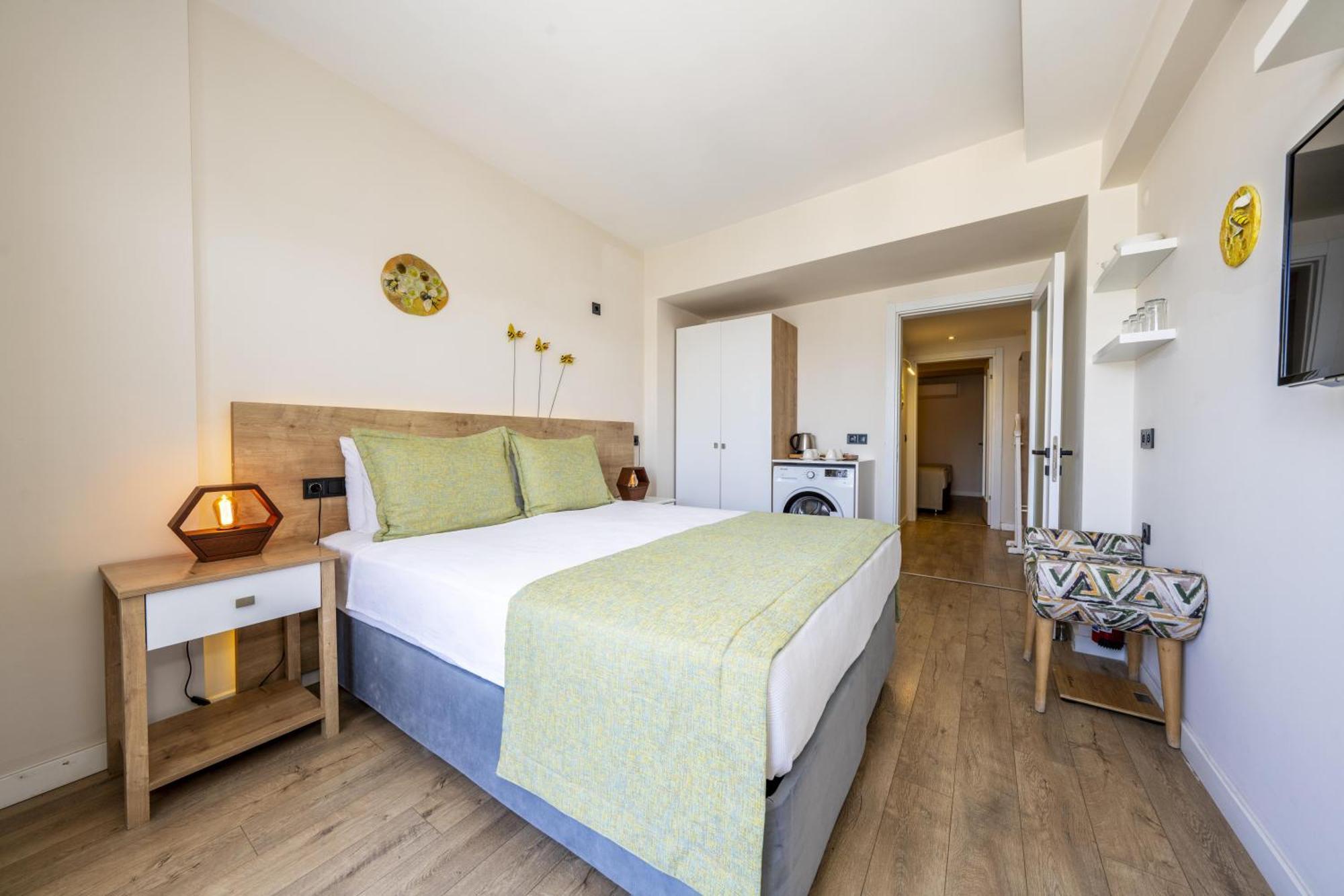 Ece Marina Hotel 2*
